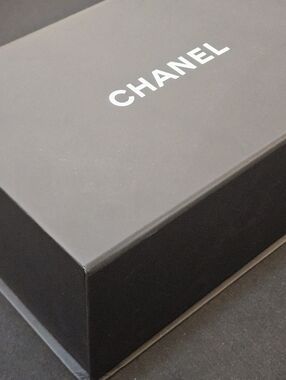 CHANEL Authentic Empty Box Magnetic Closure 10" X 6.5" X 4"